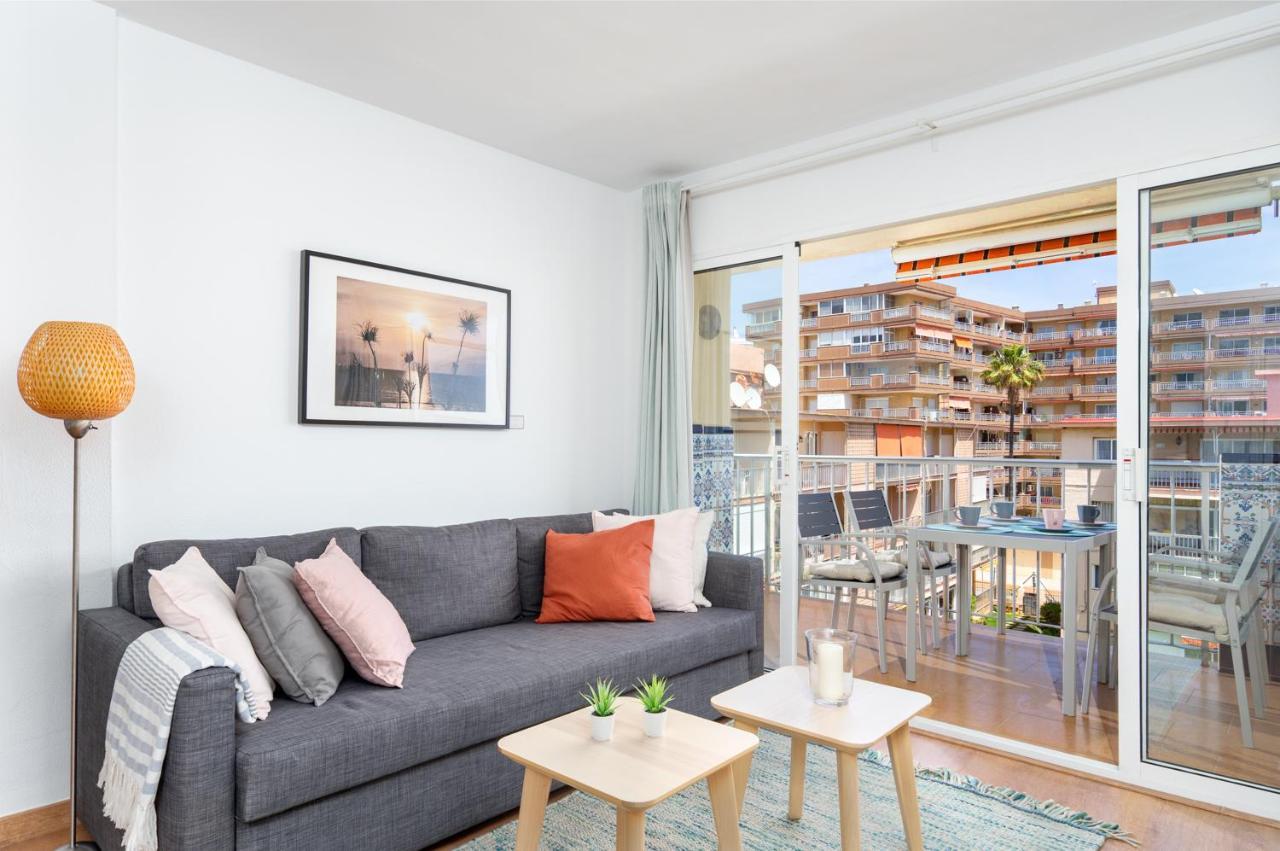 Beachfront Seaview Apartment In Los Boliches By Costarentals - Ref 141 Fuengirola Εξωτερικό φωτογραφία