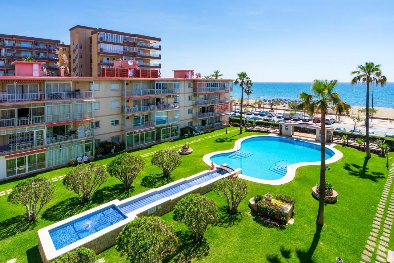 Beachfront Seaview Apartment In Los Boliches By Costarentals - Ref 141 Fuengirola Εξωτερικό φωτογραφία