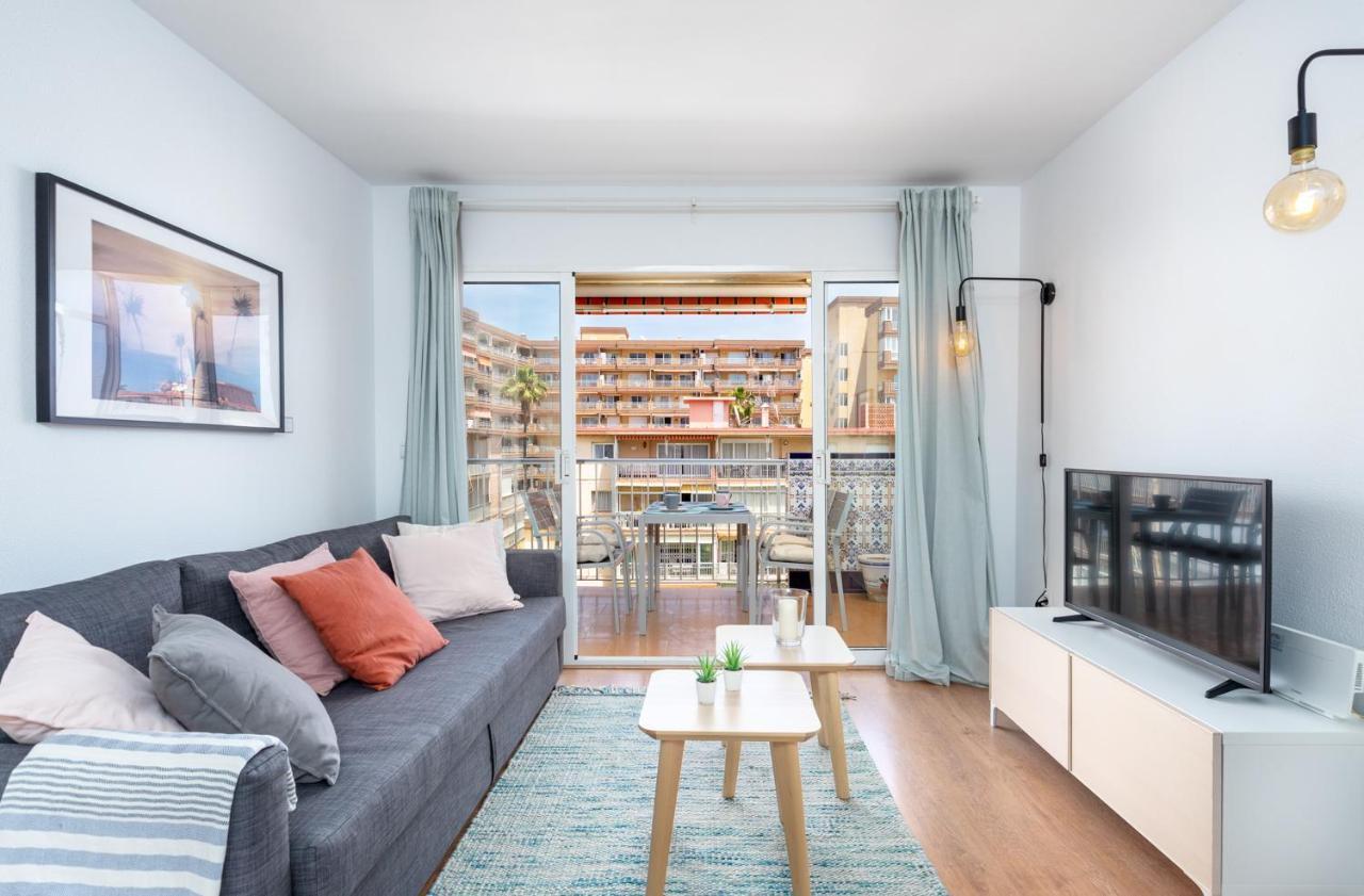 Beachfront Seaview Apartment In Los Boliches By Costarentals - Ref 141 Fuengirola Εξωτερικό φωτογραφία